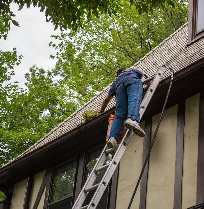 The Dangers of Gutter Cleaning