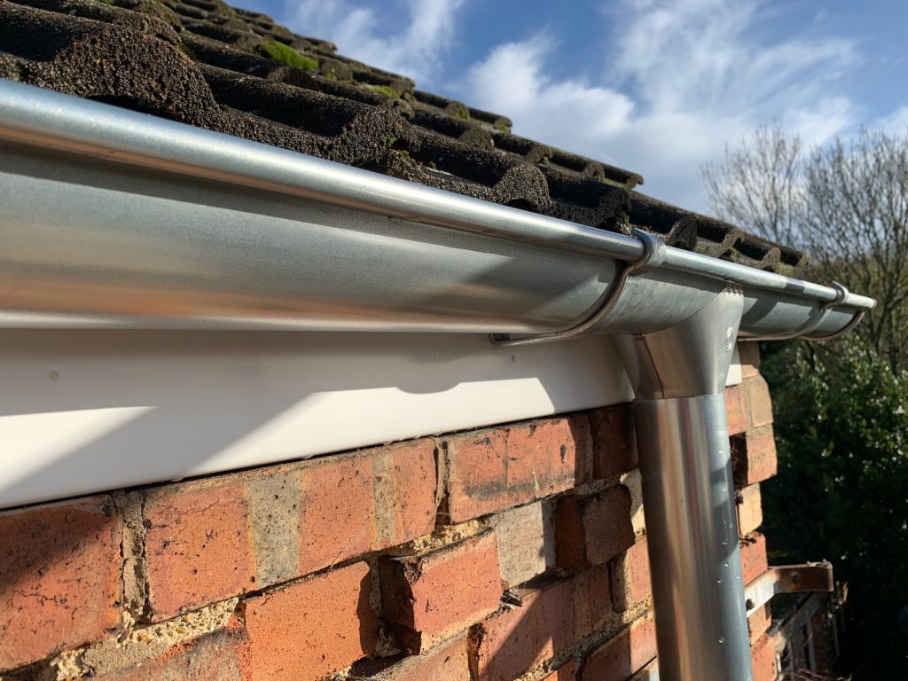 Do I Need To Clean My Soffits In Peterborough?
